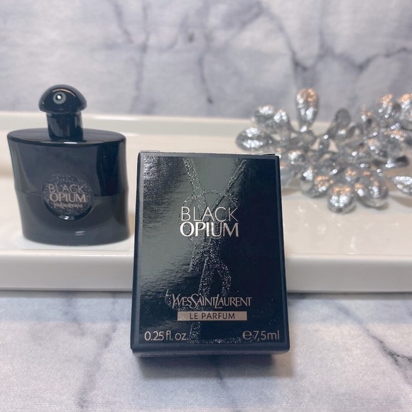 Yves Saint Laurent Black Opium Le Parfum, NEW - Mini 0.25 oz. 7.5 ml. - Picture 3 of 11